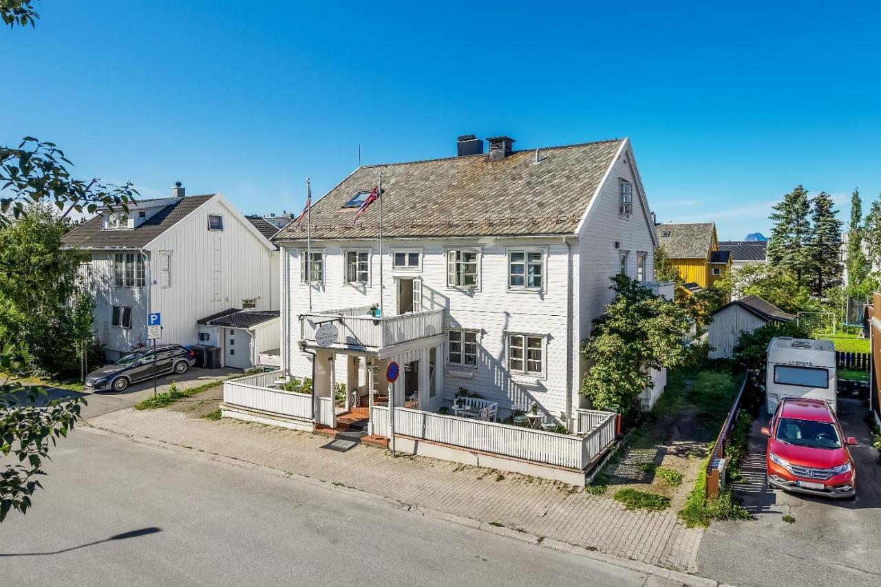 Opsahl Gjestegaard Bodø Exterior foto