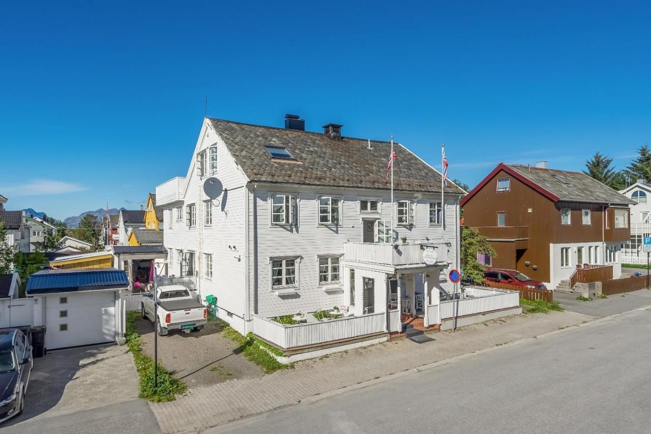 Opsahl Gjestegaard Bodø Exterior foto